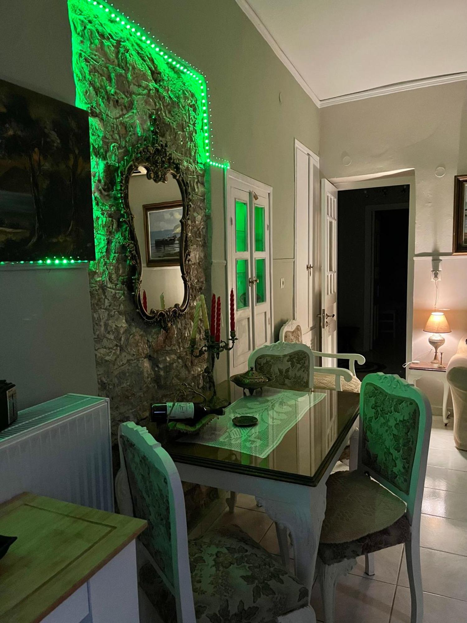 דירות פרבזה Giannoulis House 2 Vintage מראה חיצוני תמונה