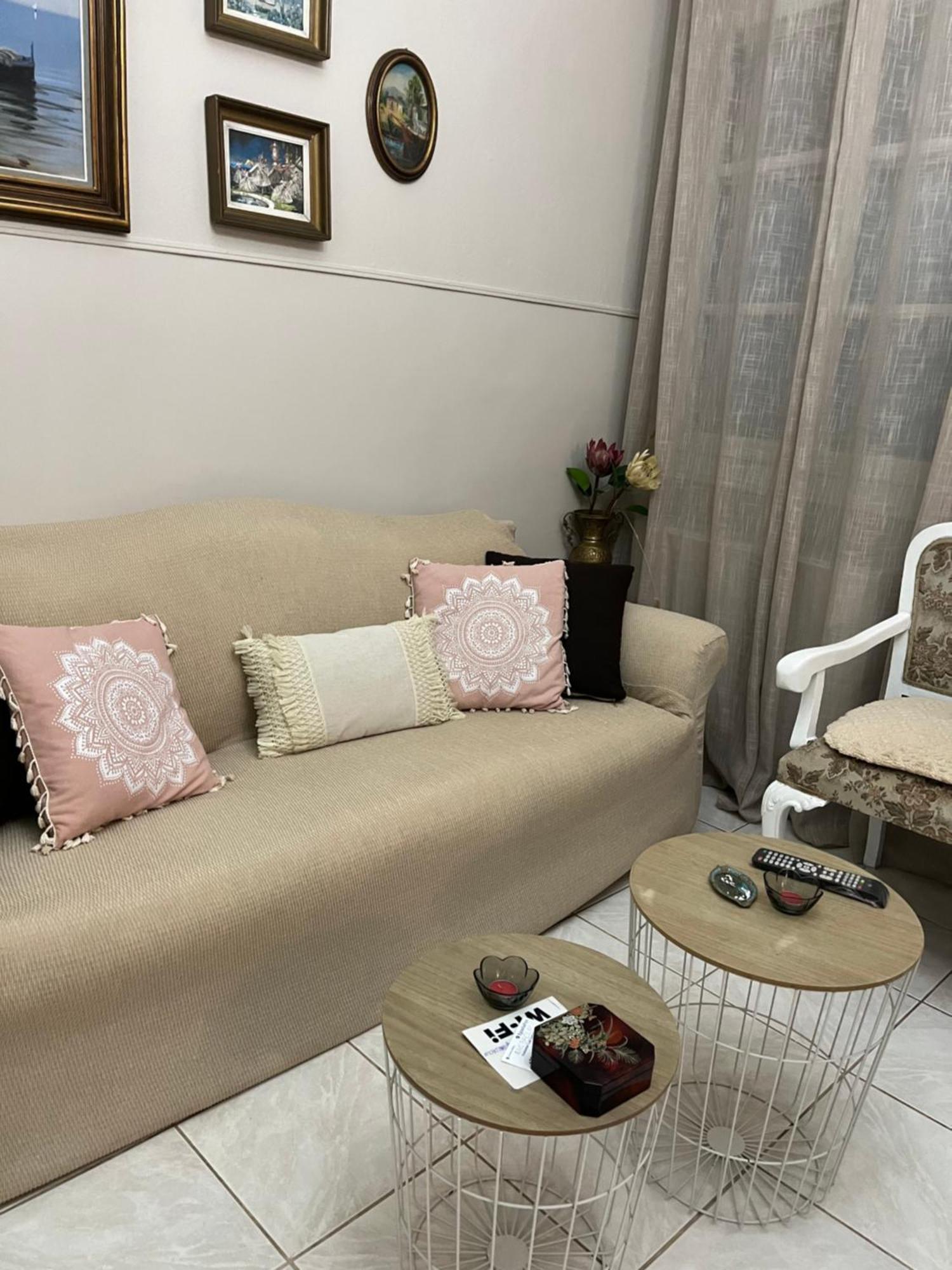 דירות פרבזה Giannoulis House 2 Vintage מראה חיצוני תמונה